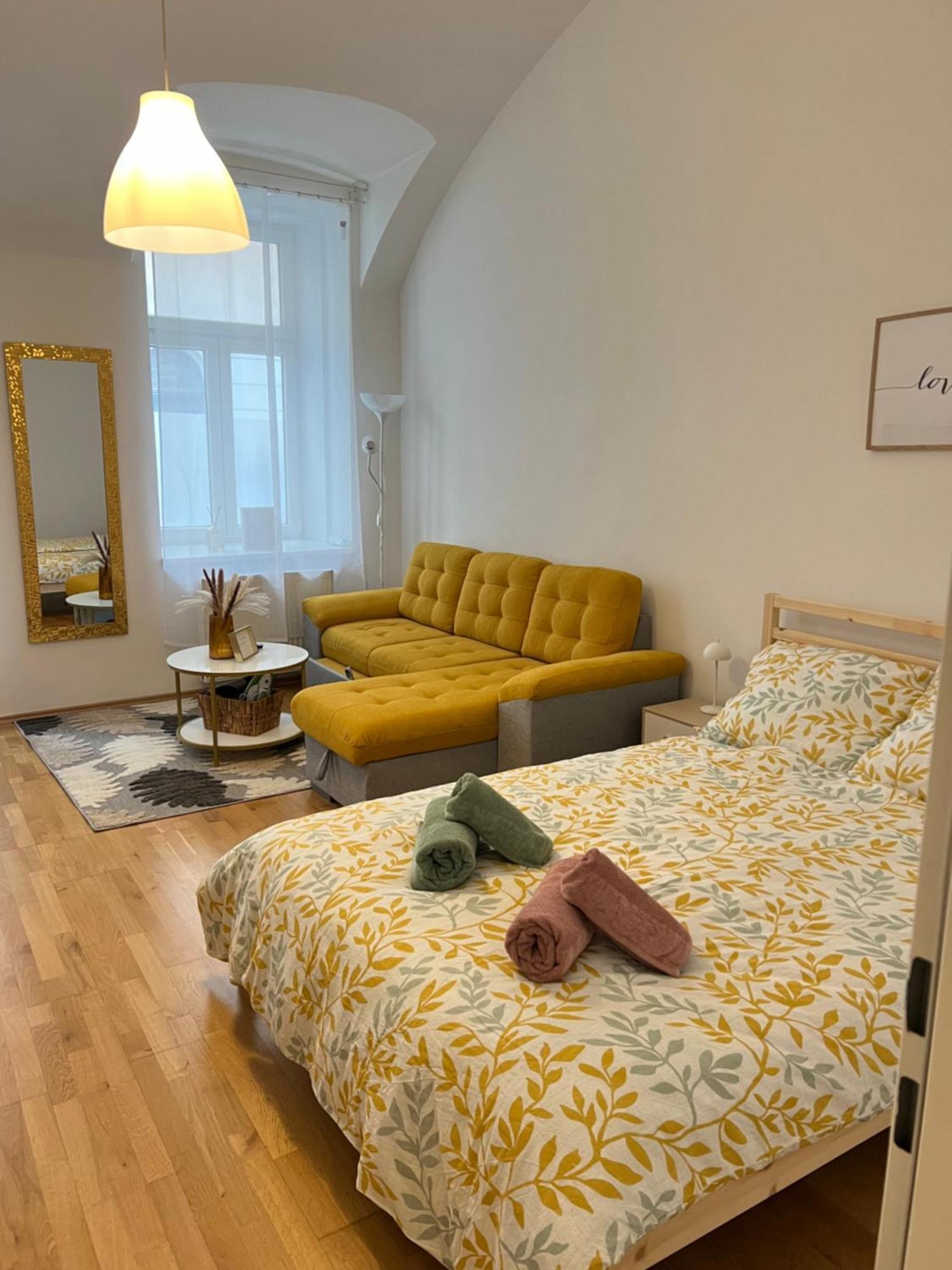 Top Location Wien Exteriör bild